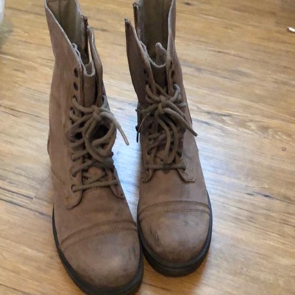Steve Madden Combat Boots - Picture 2 of 2